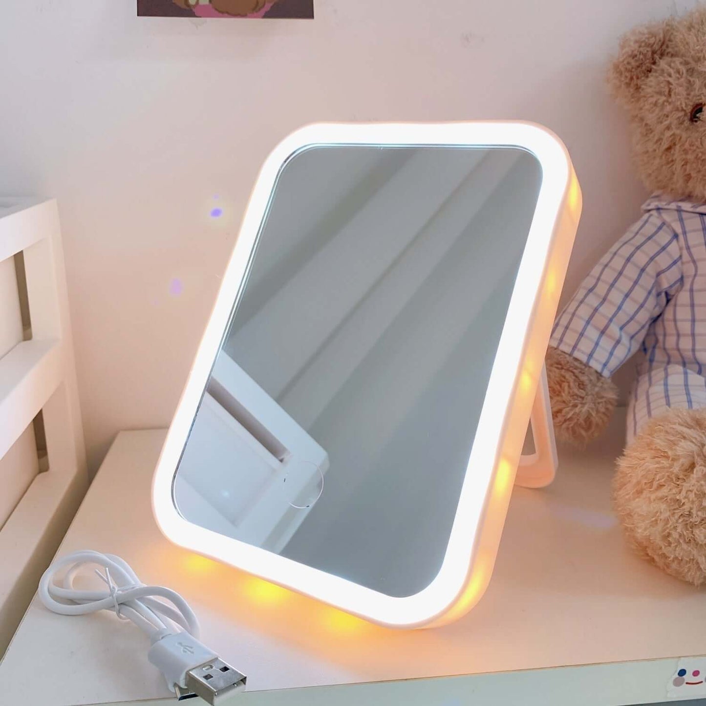 Nevytech LED Desktop Portable Vanity Mirror