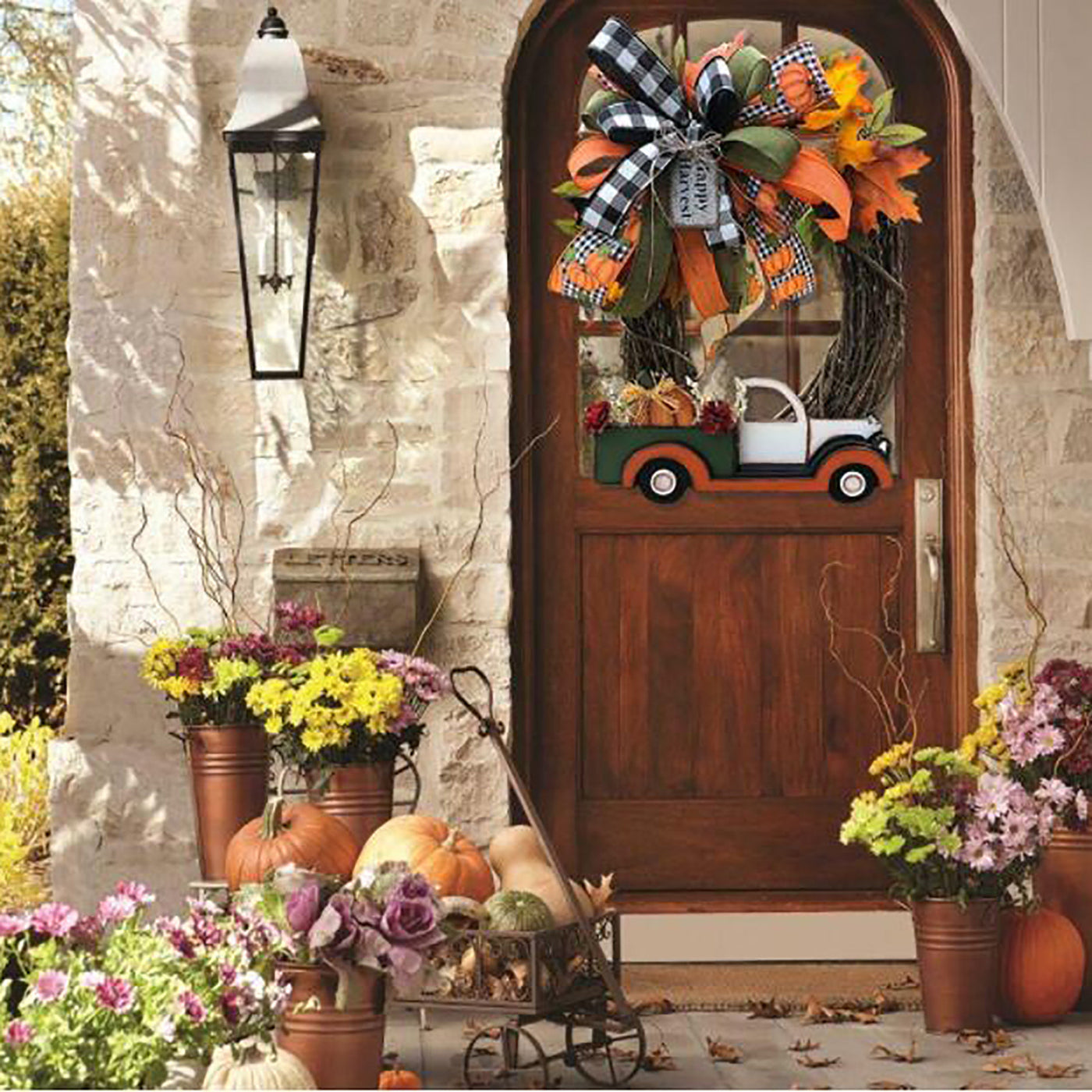 NEVY-TECH Halloween truck garland adds festive charm to any party—durable, reusable, and perfect for spooky home décor.