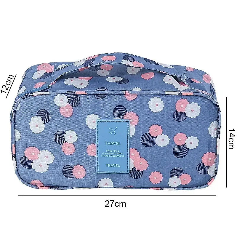 Lightweight travel underwear organizer bag in floral pattern, dimensions 27x14x12 cm, ideal for packing cubes.
