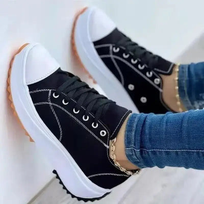 Autumn new women's canvas tennis shoes – breathable high-top casual female footwear with thick soles and lace-up vulcanized design.