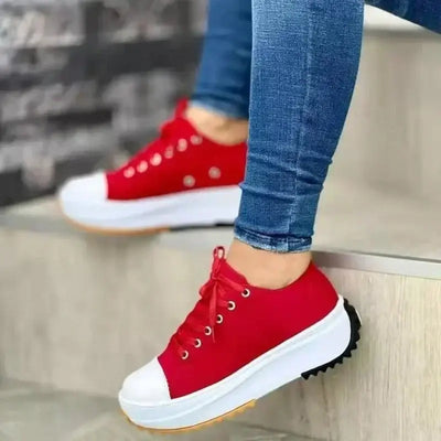 Autumn new women's canvas tennis shoes – breathable high-top casual female footwear with thick soles and lace-up vulcanized design.